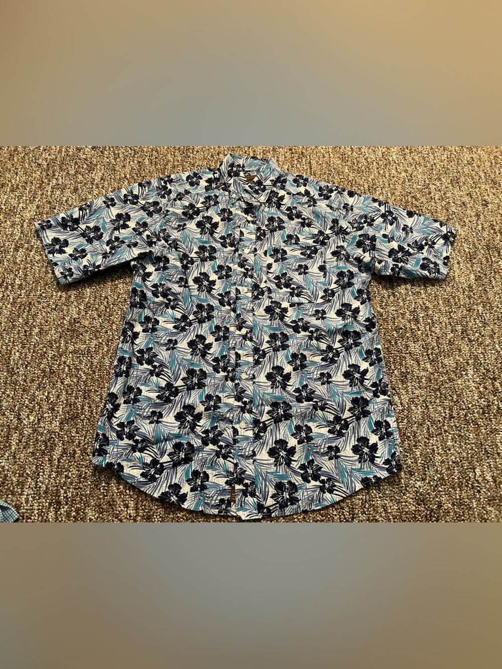 Ariat Men’s Floral Hawaiian Tropical Vacation Button Up Short Sleeve Shirt M